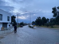 Fethiye saklıkent yoluna cepheli ticari ve konut satılıktır arsamız 564 metre Ev ve iş yeri 14